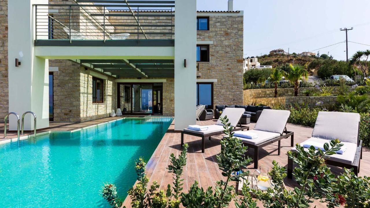 Villa Emilia I Luxury, Amazing Seaview, Next To The Town Kíssamos Eksteriør billede