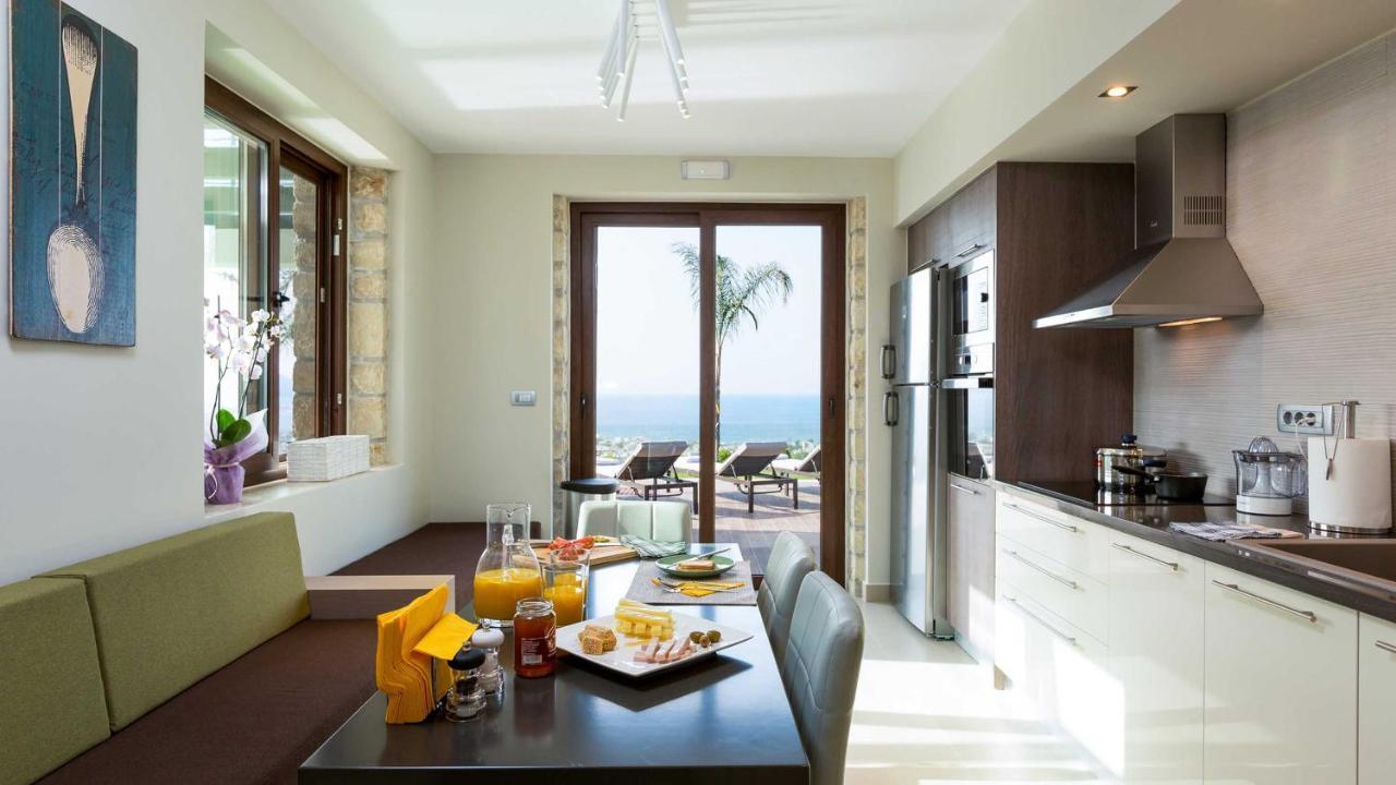 Villa Emilia I Luxury, Amazing Seaview, Next To The Town Kíssamos Eksteriør billede